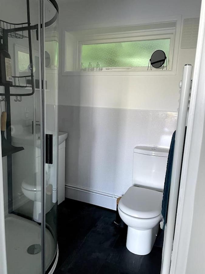 Self-Catering Studio In Beautiful Charmouth Bagian luar foto